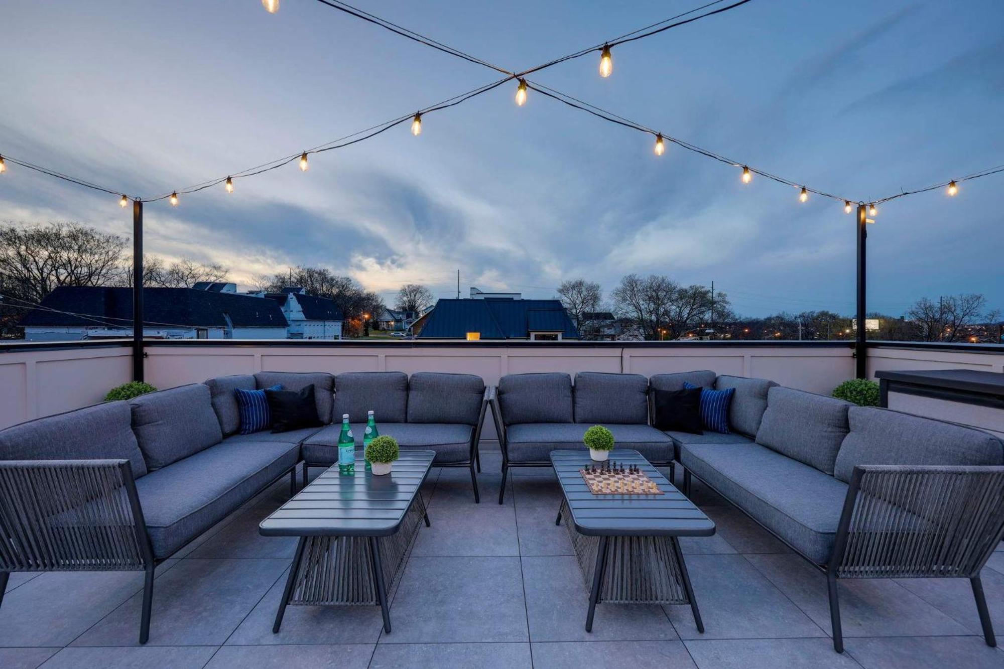 The Ireland - Rooftop Views, 9 Min To Broadway Villa Nashville Ngoại thất bức ảnh